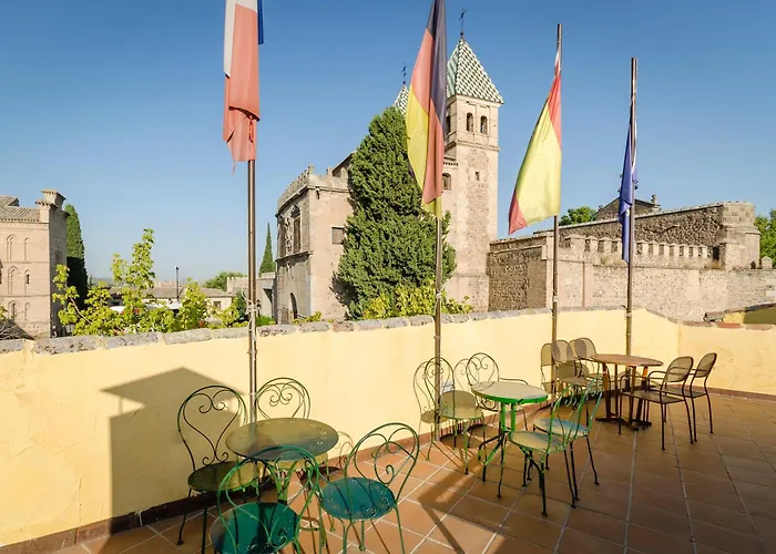 Yit Puerta Bisagra Hotel Toledo