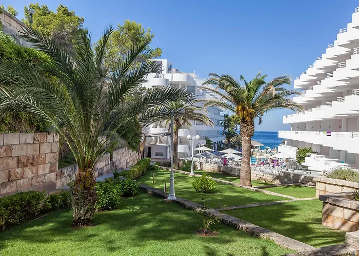Fergus Style Cala Blanca Suites Santa Ponsa