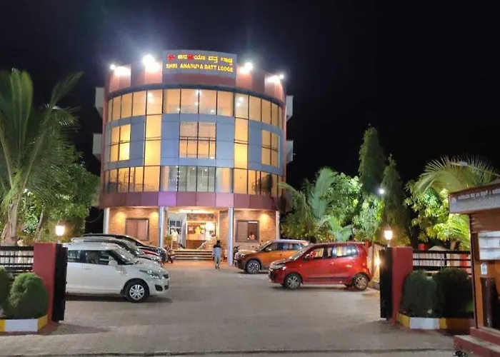 Oyo Flagship Shri Anasuya Datt Lodge Kalaburagi