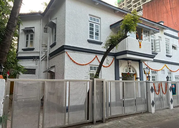 Hotel Laxminarayan Niwas Pune