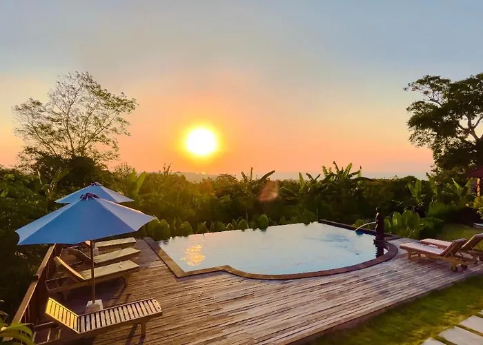 Sunset Hill Lembongan Hotel