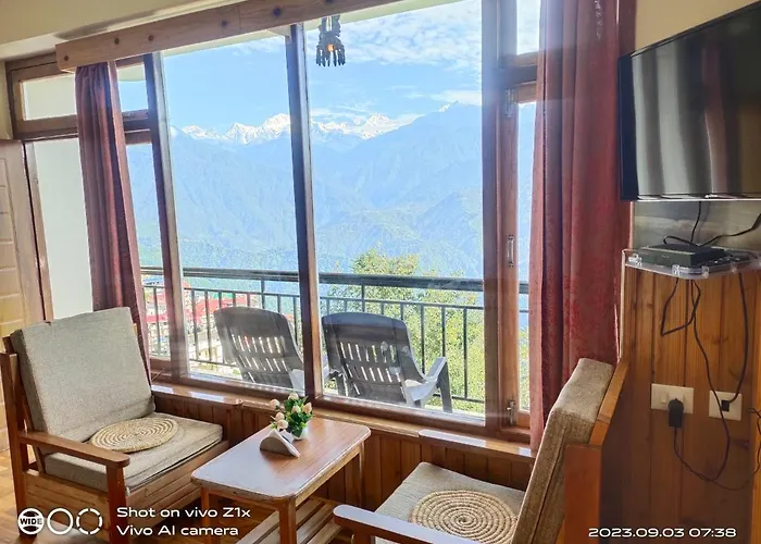 Hotel Hidden House Pelling