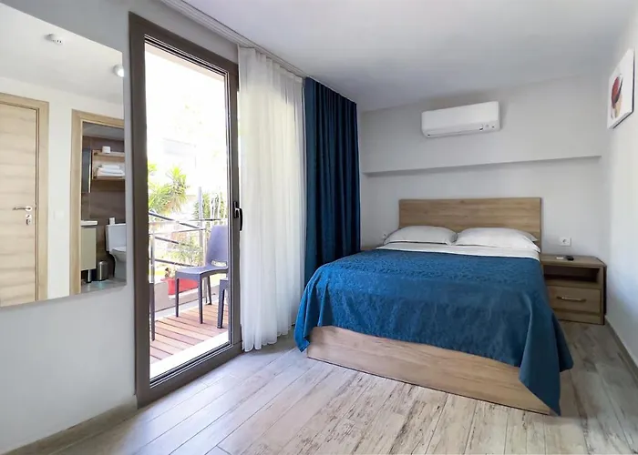 Eyluel 16 Otel Çeşme