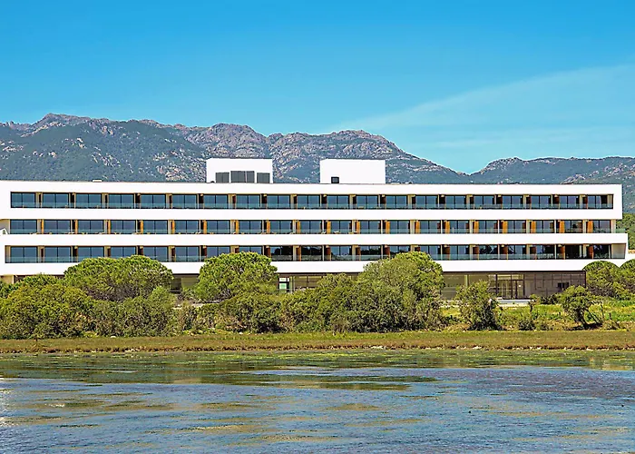 Golden Tulip Porto-Vecchio Hotel