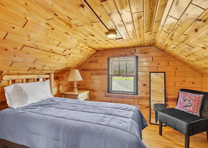 Eagles Nest Motel Unit 3Bd Escanaba