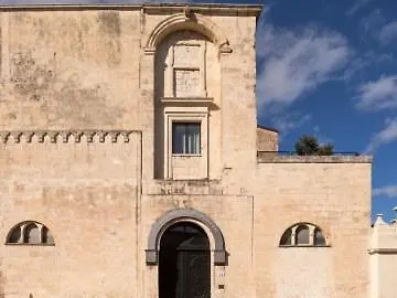 Chiostro Dei Domenicani Lecce