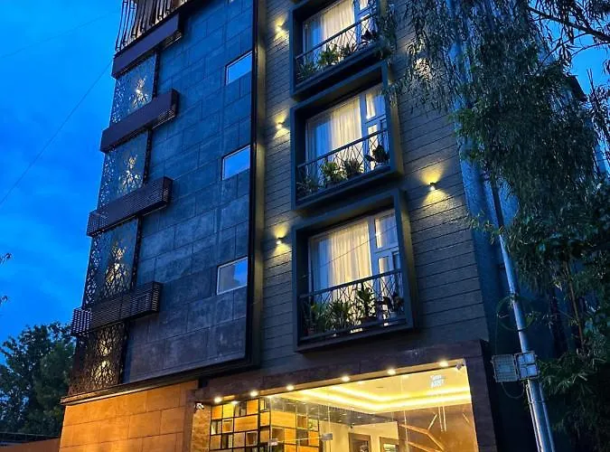Hotel Royal Ace Luxur Bangalore