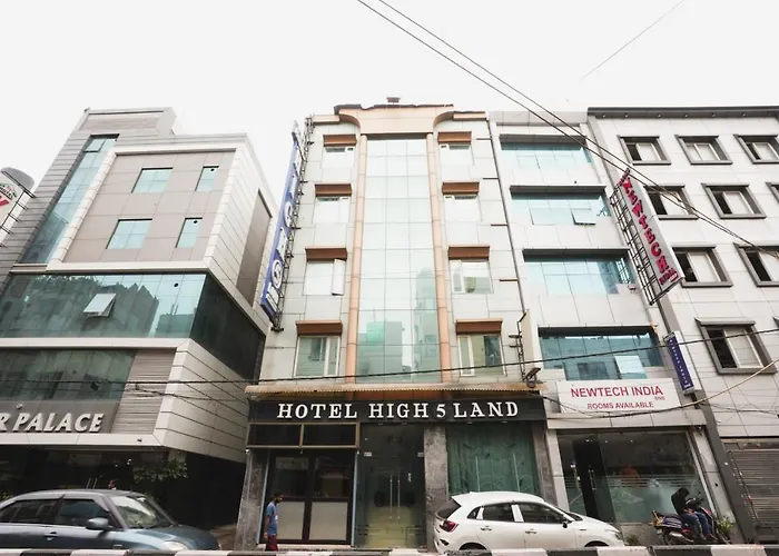 Hotel High 5 Land Delhi 