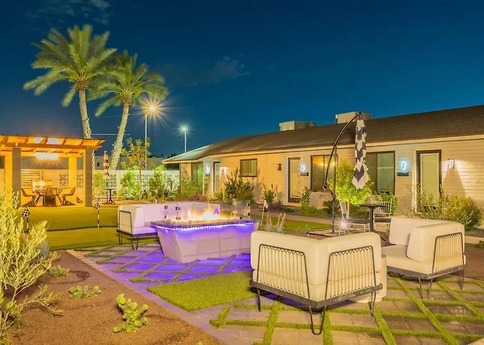 Ash And Ko Aparthotel Phoenix