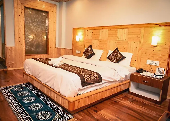 Old Manali Retreat Hotel