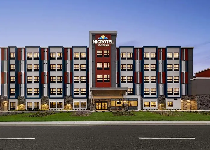 Microtel Montreal Airpt Dorval