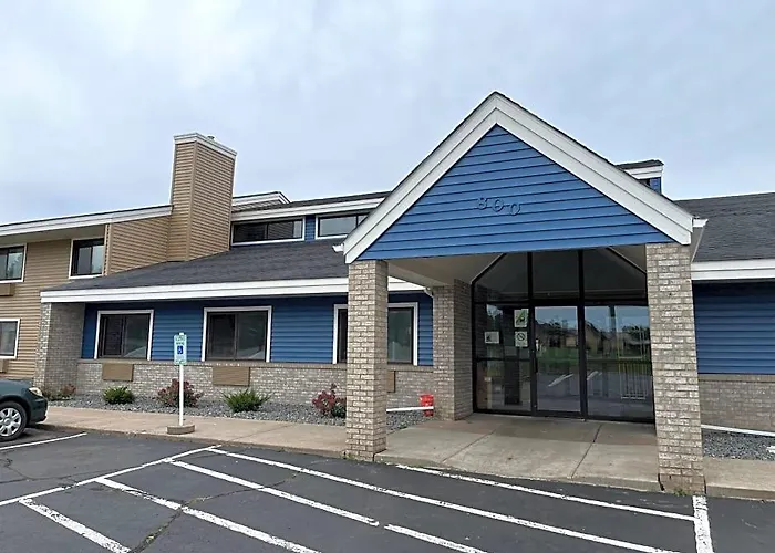 Americinn By Wyndham Ladysmith