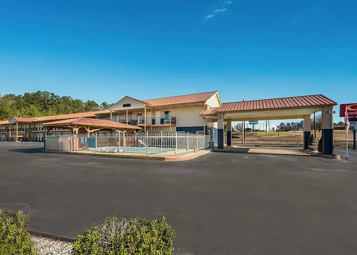 Econo Lodge Selmer