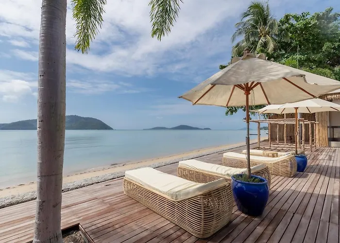 Poppy Beachfront Residence Rawai