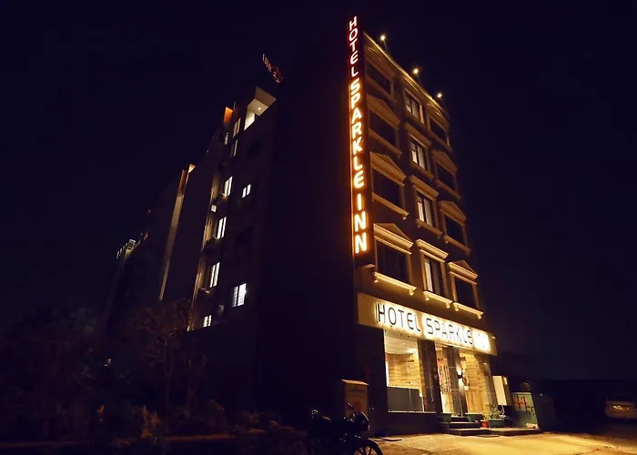 Hotel Sparkle Inn Just 400 Meters From Udaipur Railway Station