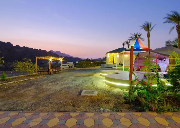 Mountain House Bed & Breakfast Fujairah