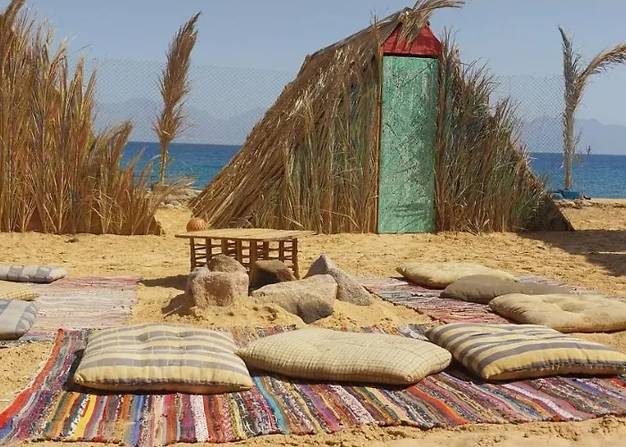 Perry'S Island Camp Al Mezina Bed & Breakfast Nuweiba