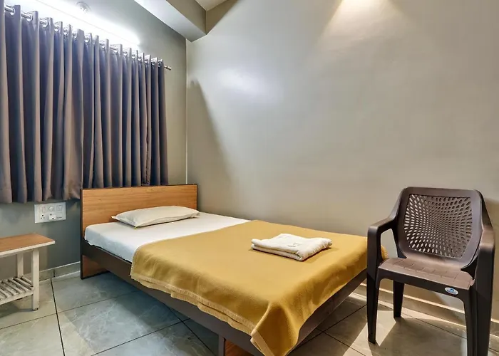 Hotel Pathik- Near Central Bus Stand Kolhapur