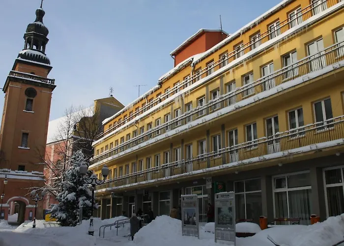 Aparthotel Uzdrowisko Cieplice - Dom Zdrojowy Jelenia Góra
