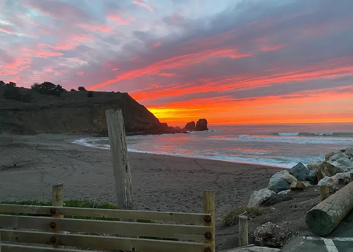 Sea Breeze Motel Pacifica