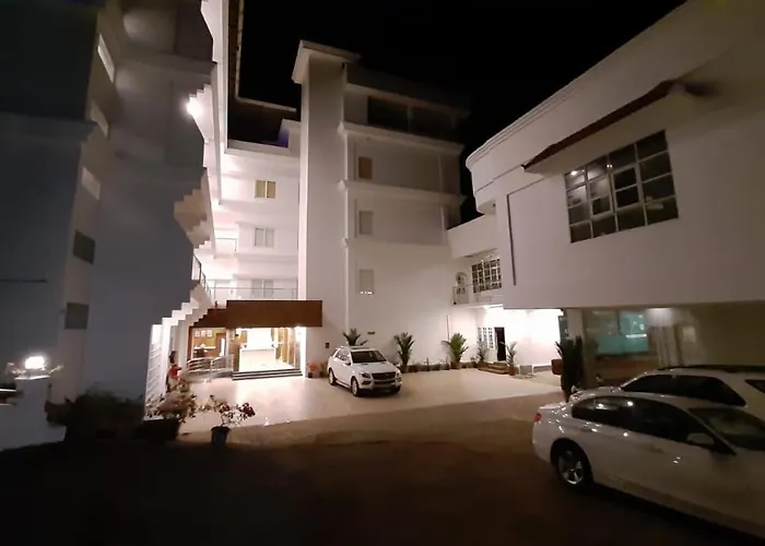 Hotel Surya Iritti