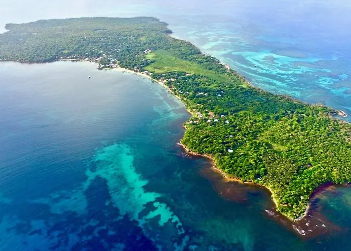 The Lighthouse Retreat, Little Corn Island, Nicaragua Hotel