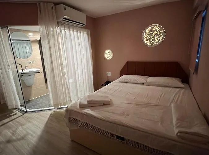 Kiss Hotel Rach Bung Binh Quan 3 TP. Hồ Chí Minh