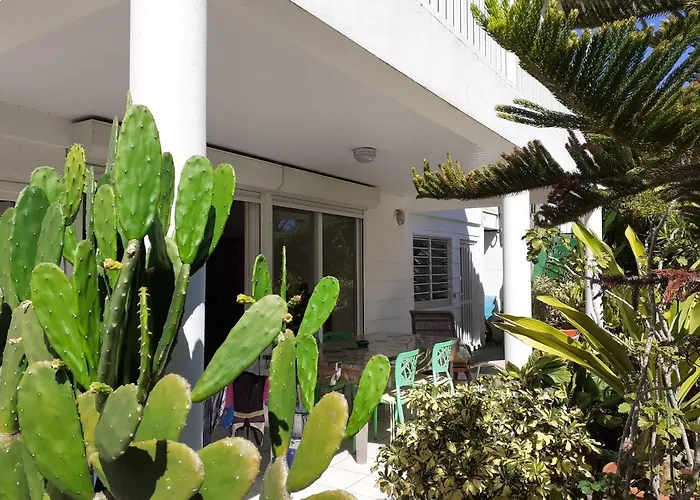 Chez Francoise Bed & Breakfast Noumea