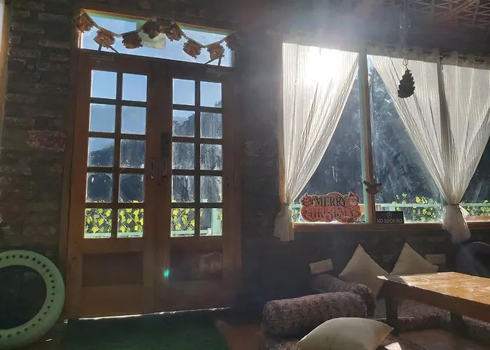 The Bunker House Hotel Chopta