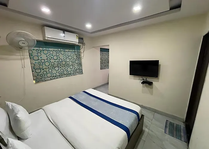 Hotel Baba - Near Charbagh Railway Station Lucknow