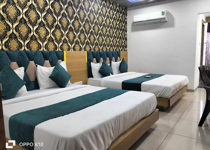 Hotel Rudra Palace Anand