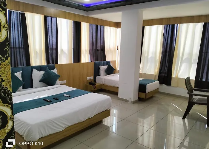 Hotel Rudra Palace Anand