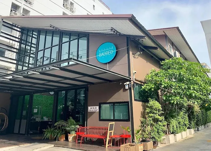 R 17 Living Hotel กรุงเทพมหานคร