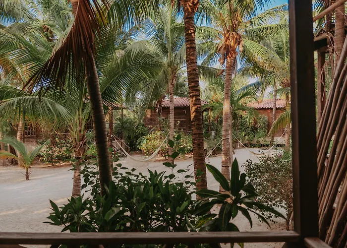 Petit Lafitte Beach Front Hotel & Bungalows Playa del Carmen