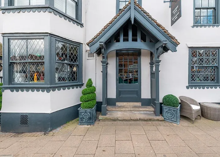 Funky Monk Hotel Epping