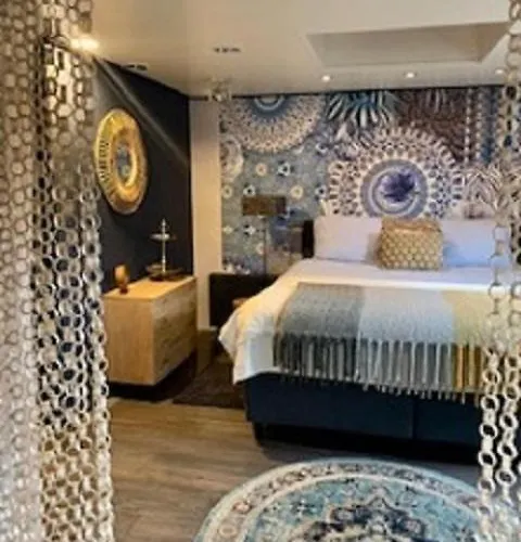 Het Atelier, sfeervolle B&B compleet appartement in hartje Staphorst