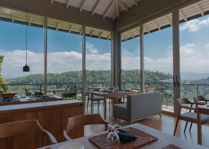 Rivora Heights Hotel Kandy