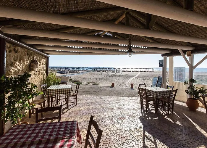 En Plo Beachfront Rooms Phalasarna