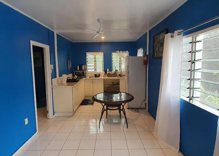 Lynn'S Getaway Guest House Apia