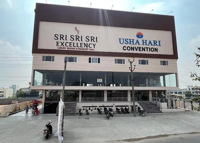 Sri Sri Sri Excellency Hotel Khammam