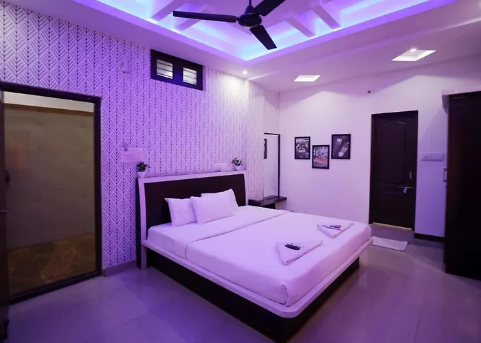 Hotel Elite Lodging And Restaurant Bangalore