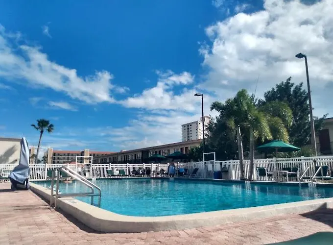 Ocean Landings Resort & Racquet Club Cocoa Beach