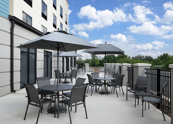 Fairfield By Marriott Inn & Suites Whitsett Greensboro East