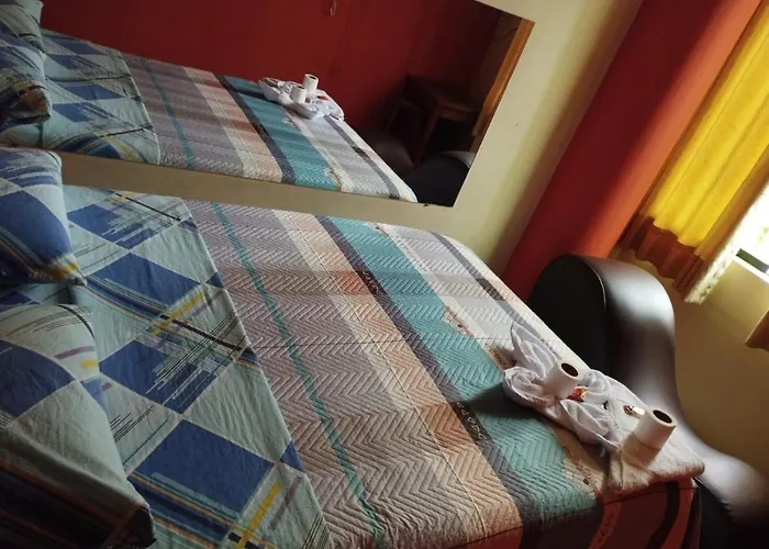 Hostal Corona Lima