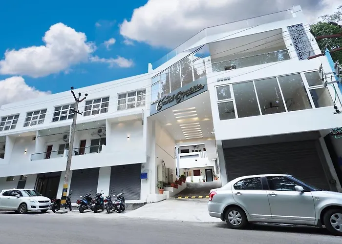 Hotel Grand Square Yercaud