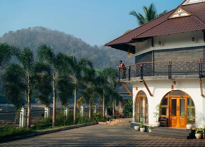 La Cascade Resort Athirappilly