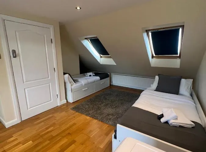 Stunning House 15 Min From Wembley Arena Hotel London