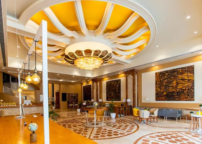 Bloom Hub L Guindy Hotel Chennai