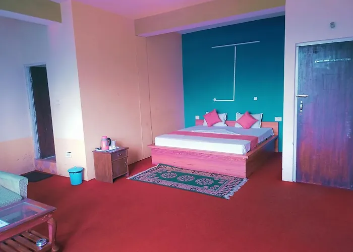 Kingstone Hotel Pelling