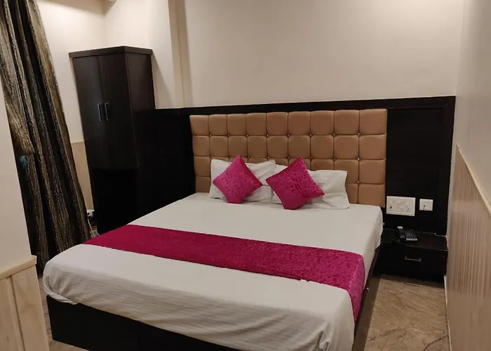 Hotel Alfa Lucknow